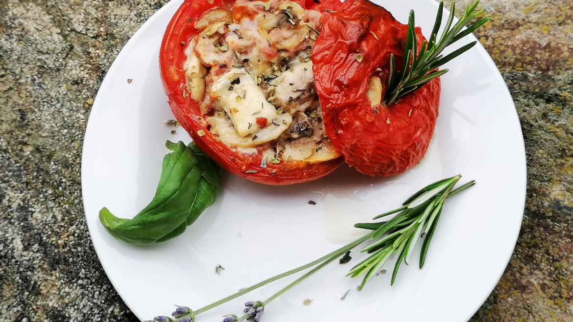 Testez nos tomates farcies chèvre & lardons !